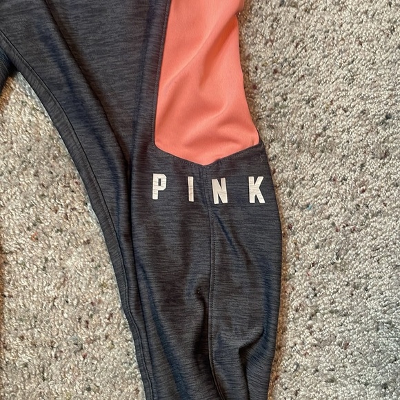 PINK Victoria’s Secret Ultimate Active Gray Legging Size Large‎ - Picture 5 of 7